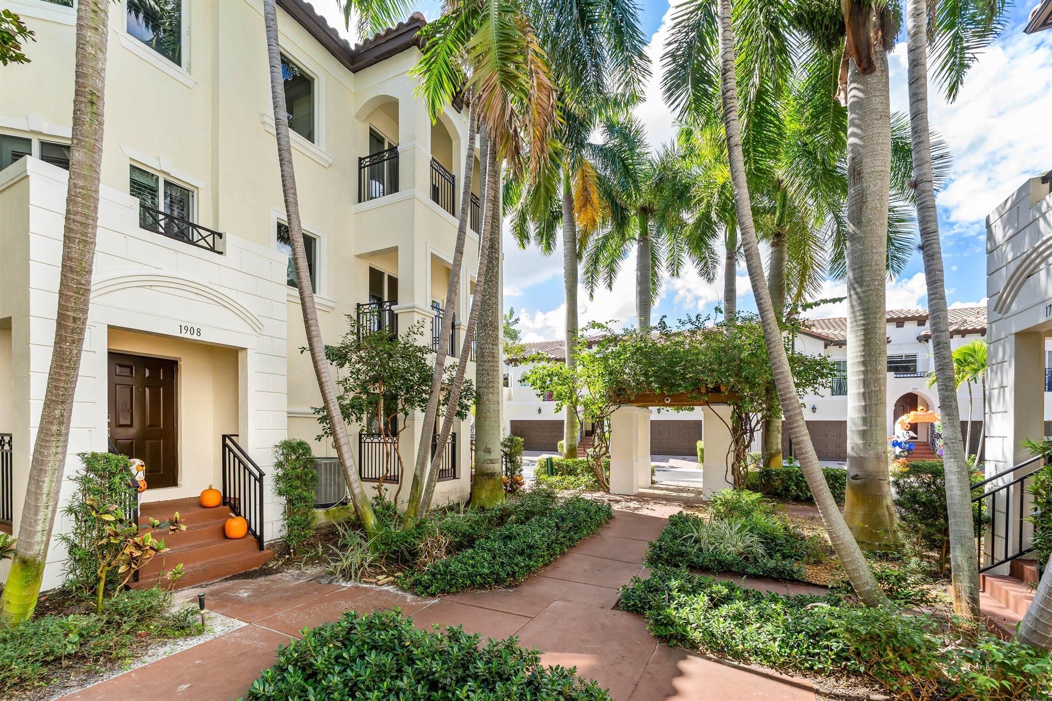 COASTAL BAY COLONY - Residential Lease