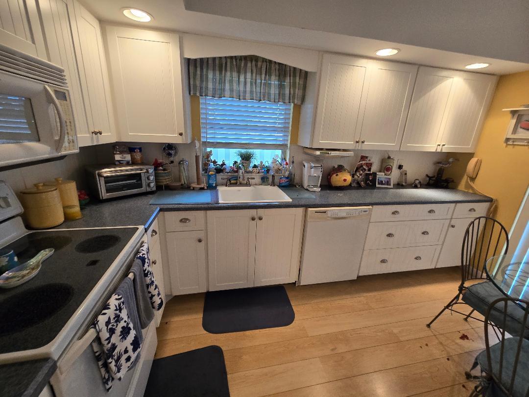 5700 Queen Palm Court B