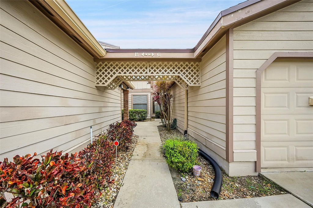 Photo of 500 Crosswinds Drive #B1, Greenacres, FL 33413 (MLS # F10428068)