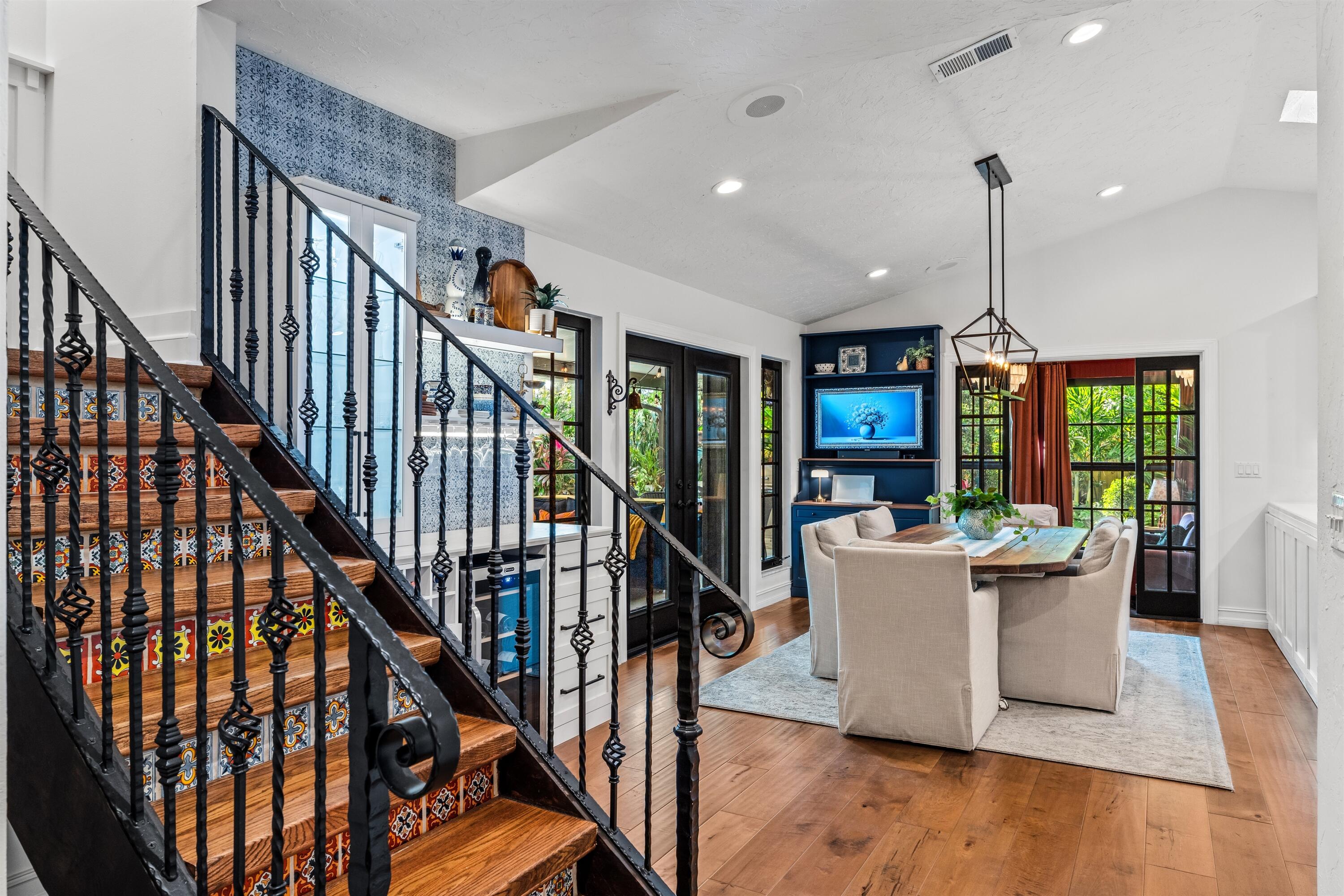 HOFMANS 8TH AVE ADD - Residential