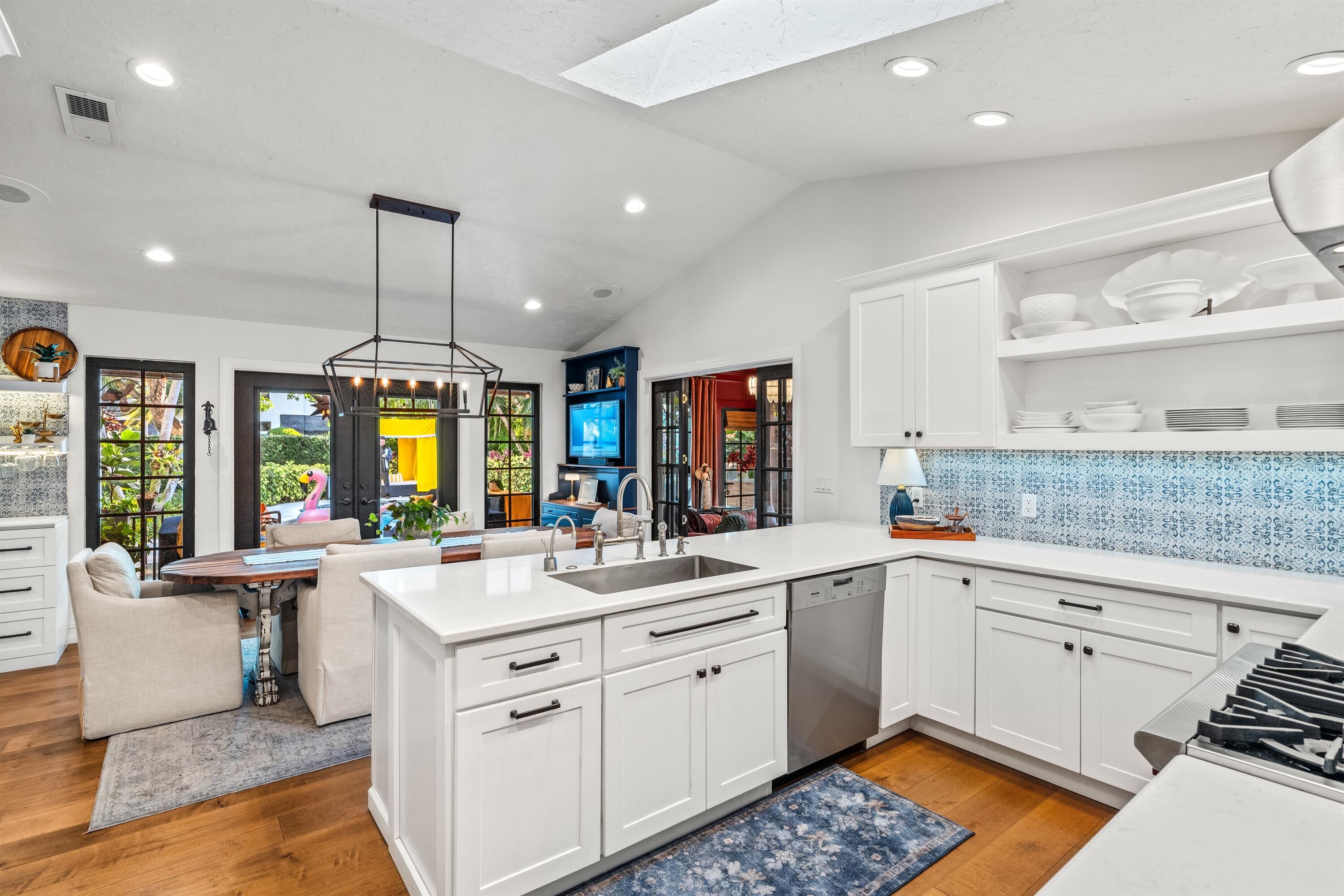 HOFMANS 8TH AVE ADD - Residential