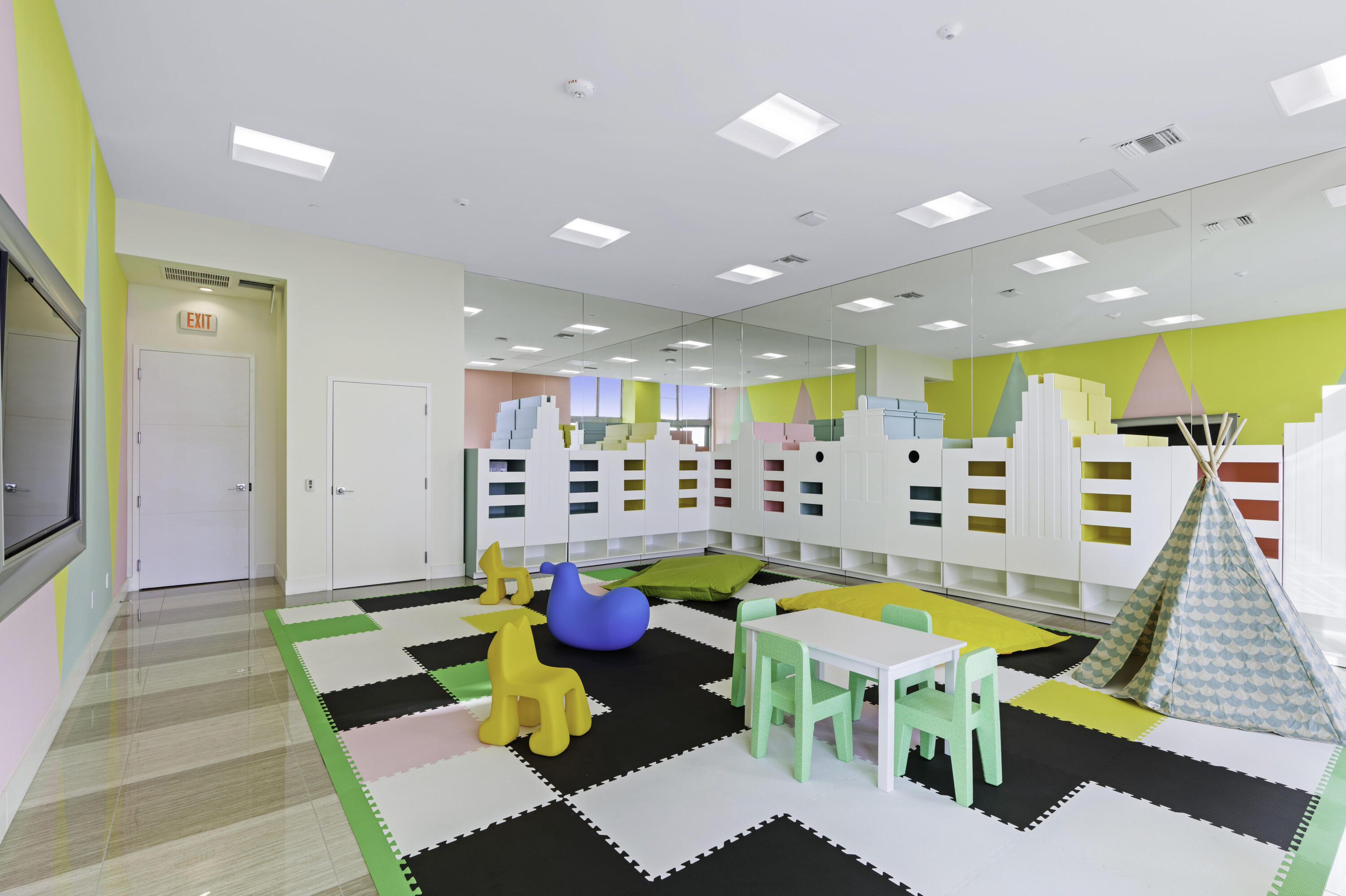 METROPICA NORTH TOWER ONE - Residential Lease