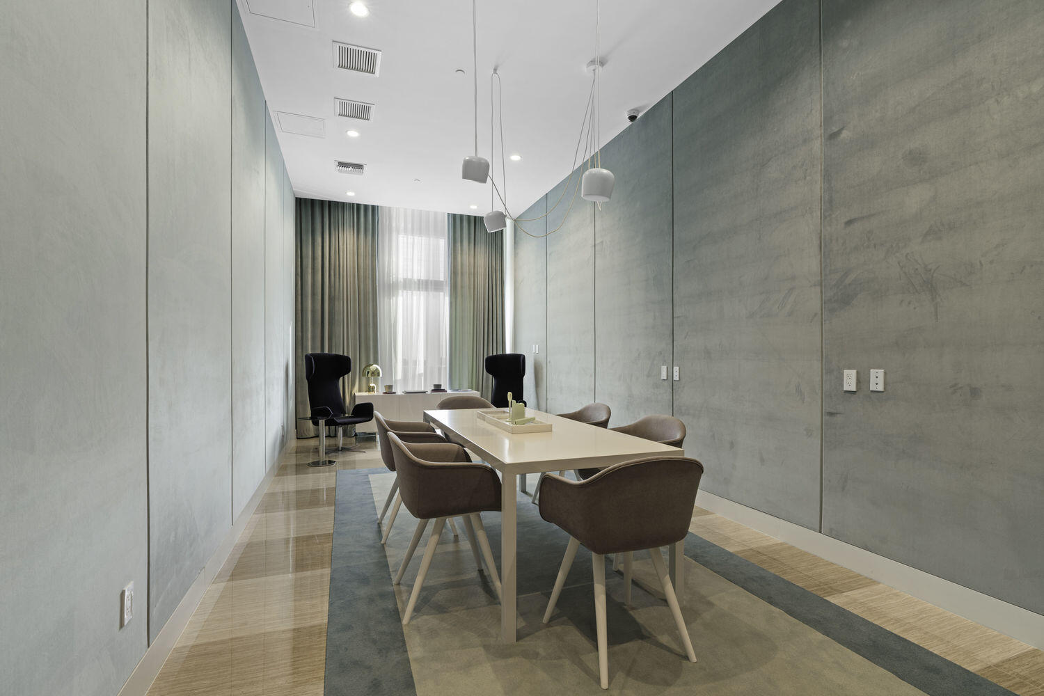 METROPICA NORTH TOWER ONE - Residential Lease