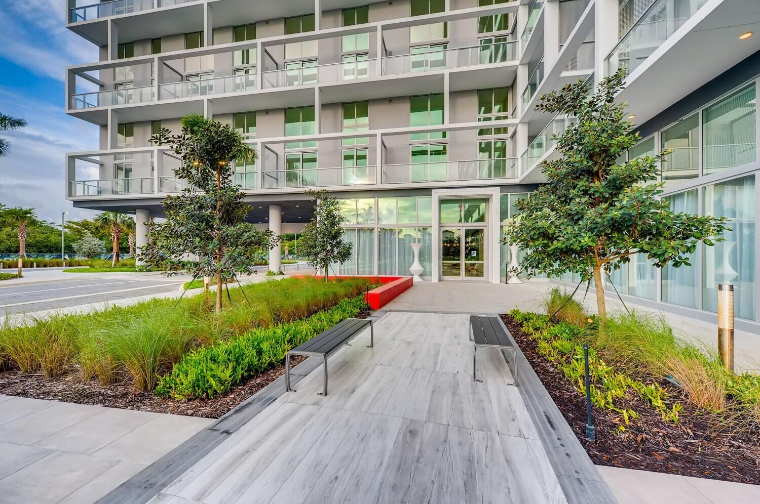 METROPICA NORTH TOWER ONE - Residential Lease