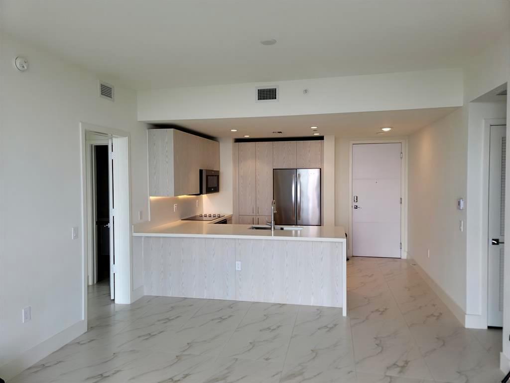 METROPICA NORTH TOWER ONE - Residential Lease