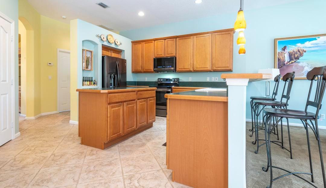 JENSEN BEACH COUNTRY CLUB - Residential