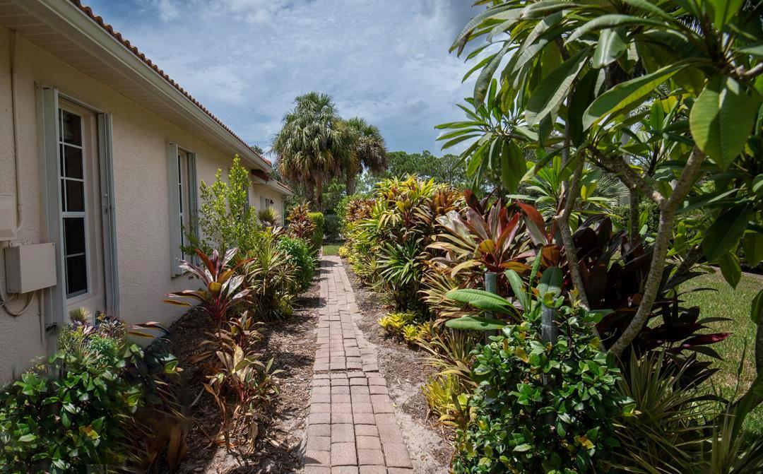 JENSEN BEACH COUNTRY CLUB - Residential