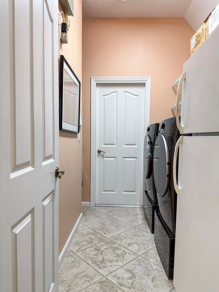 JENSEN BEACH COUNTRY CLUB - Residential