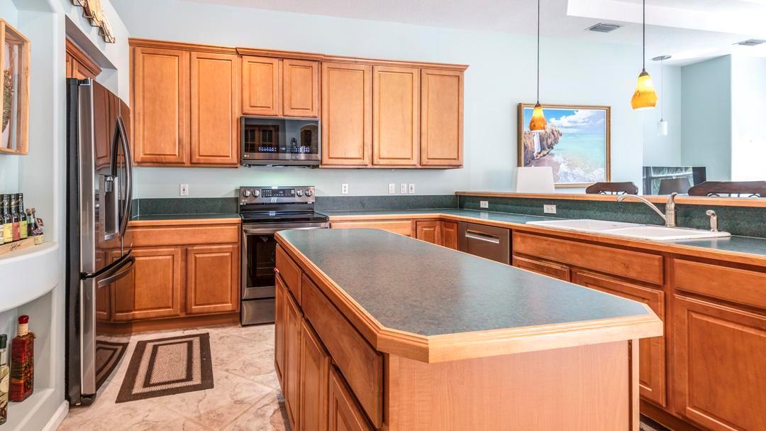 JENSEN BEACH COUNTRY CLUB - Residential