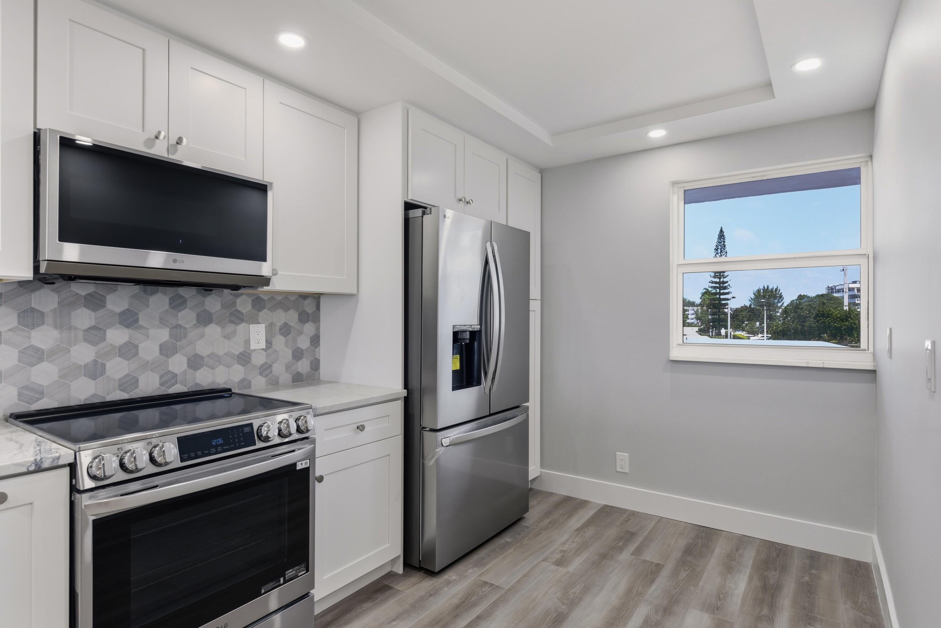 1012 N OCEAN Boulevard 202