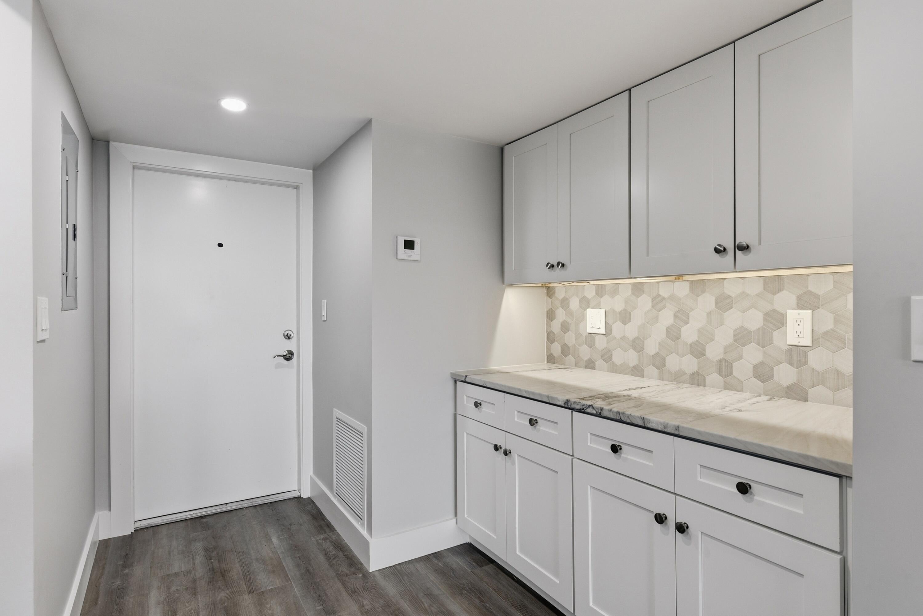 1012 N OCEAN Boulevard 202