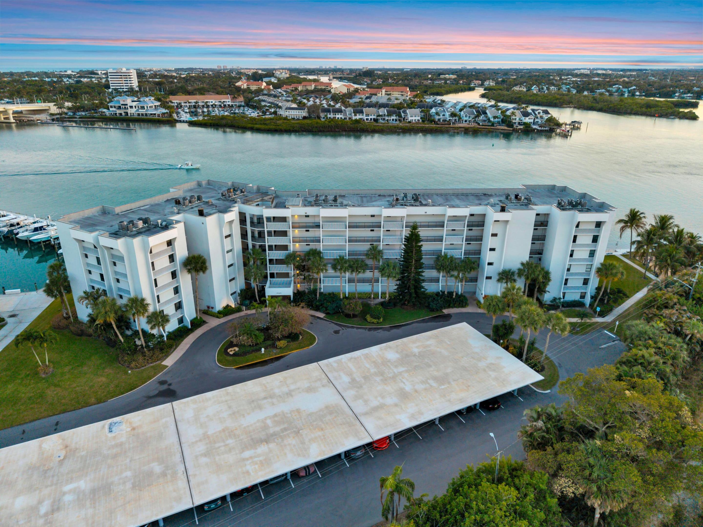 JUPITER COVE CONDO - Residential