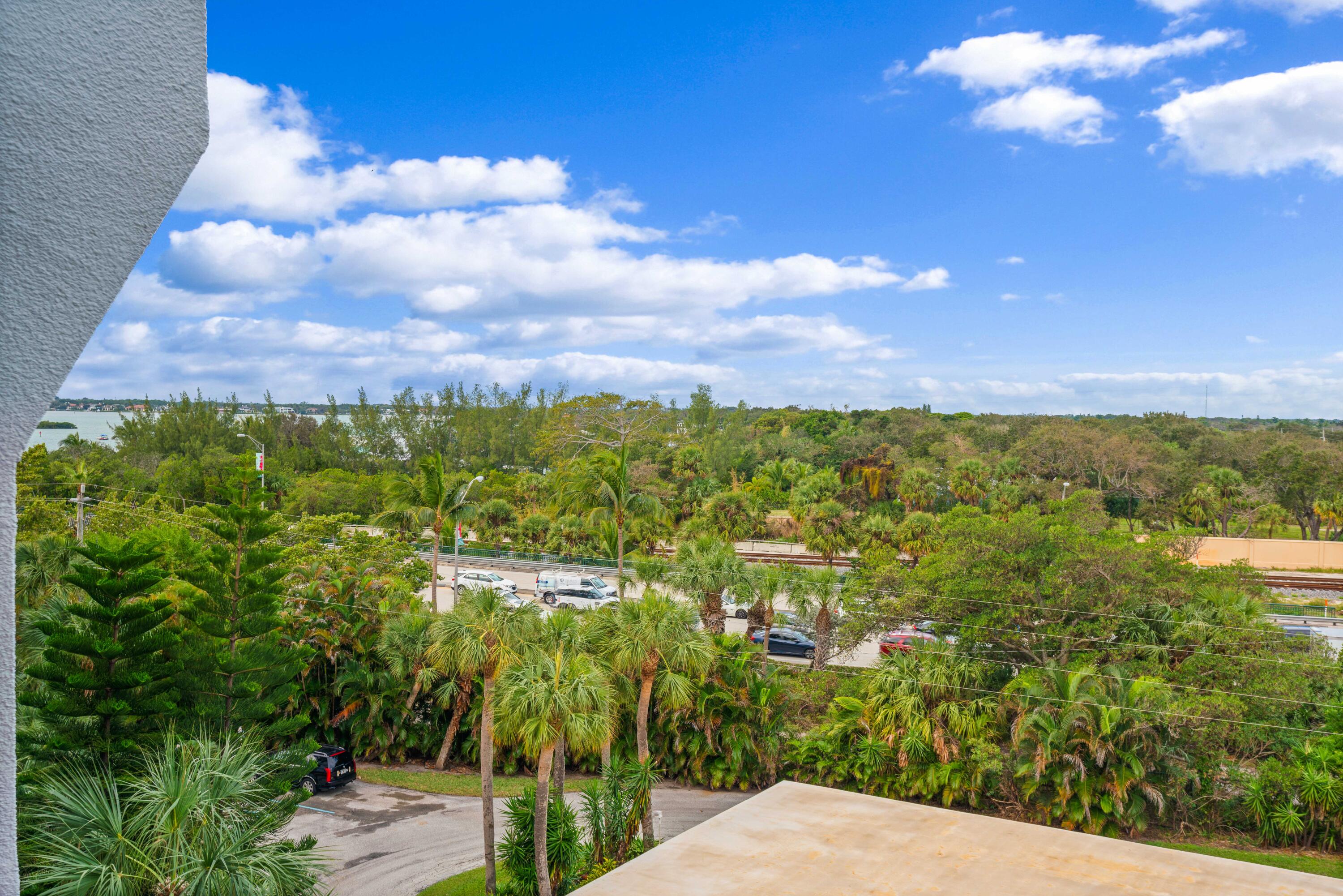 JUPITER COVE CONDO - Residential