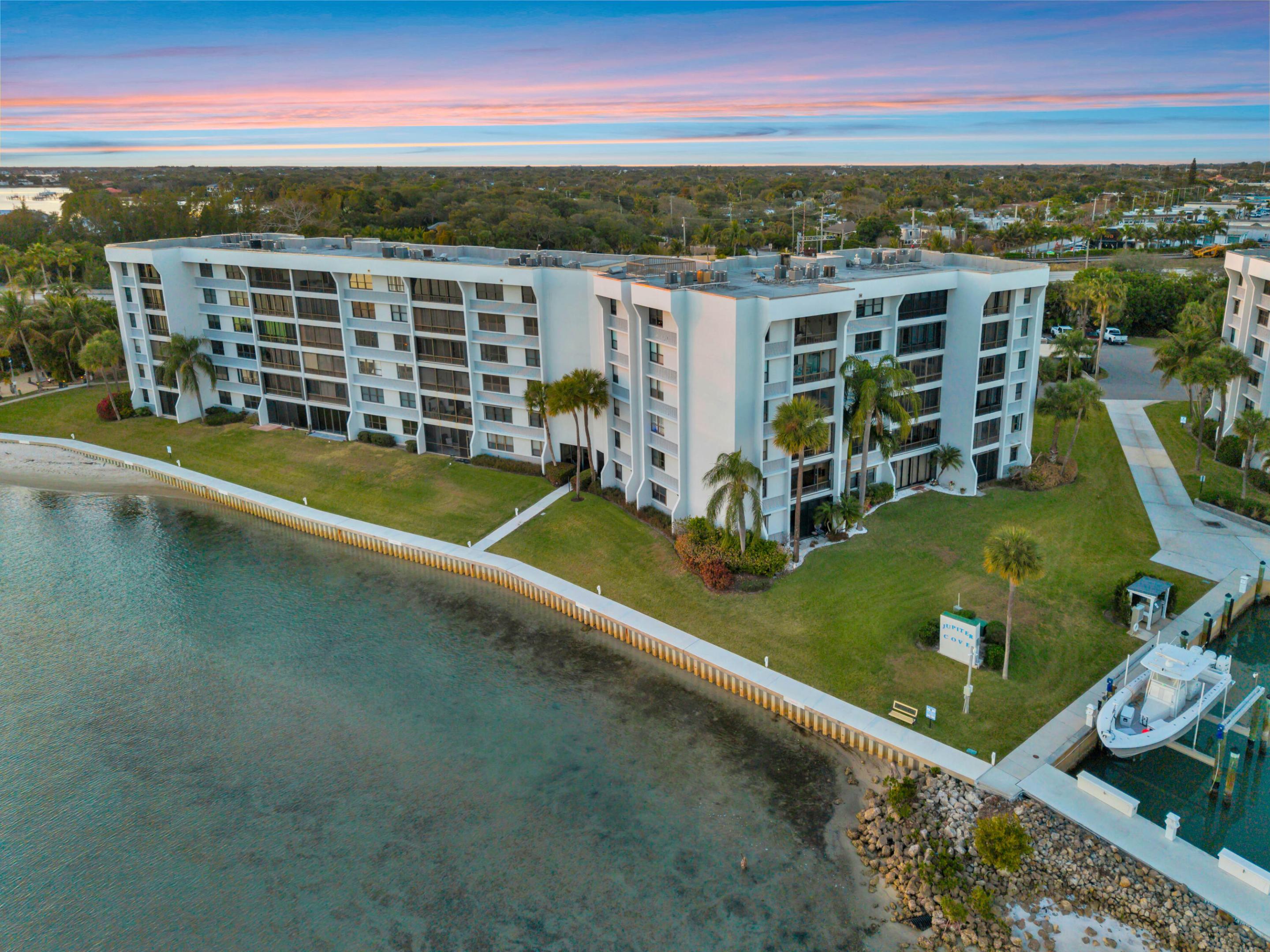JUPITER COVE CONDO - Residential