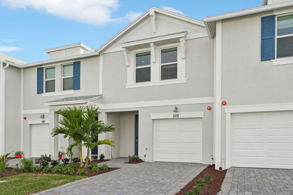 Photo of 578 Salisbury Circle, Fort Pierce, FL 34982 (MLS # R11152472)