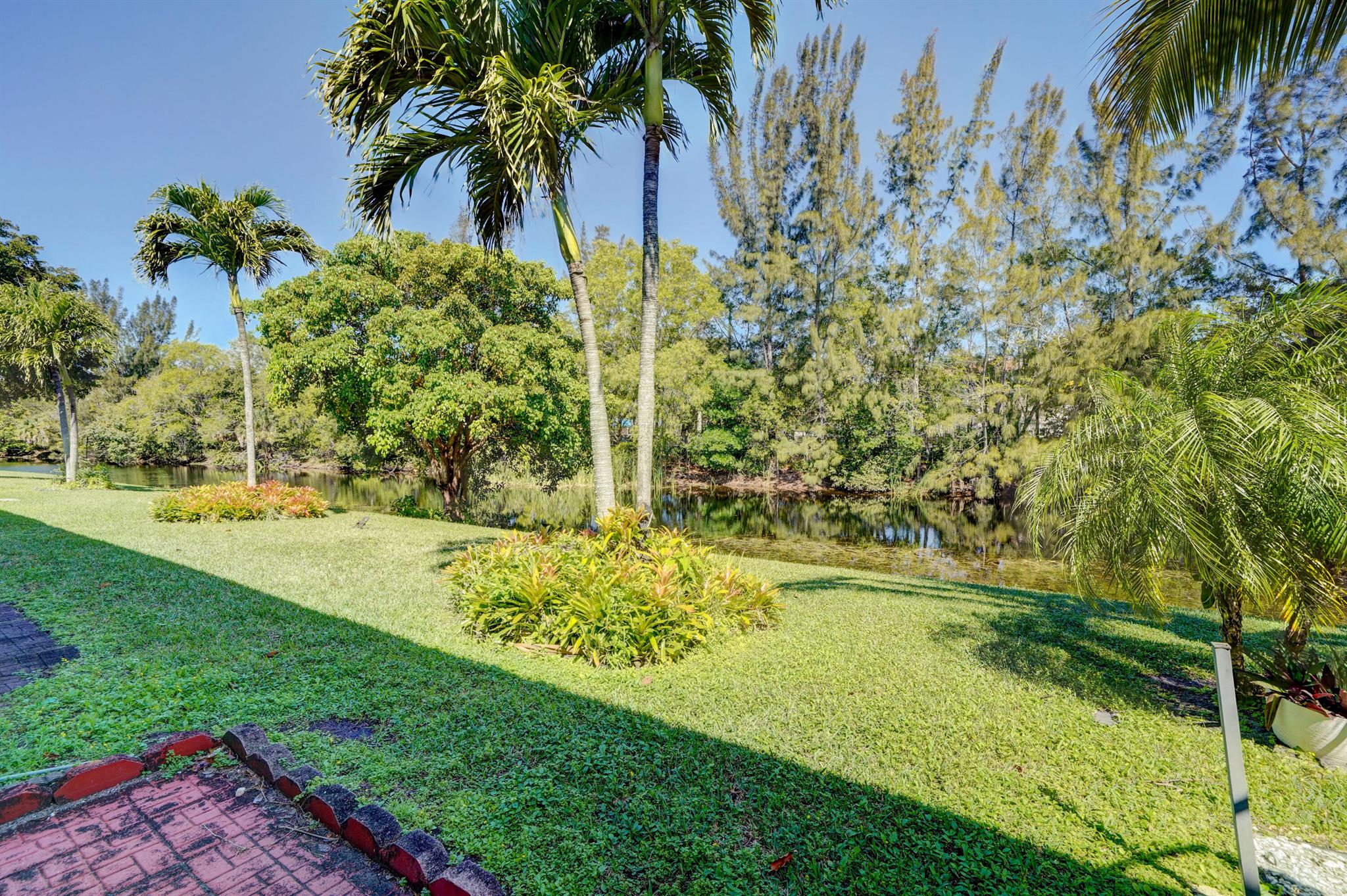 View photos, virtual tours, details... 390 Durham Circle M