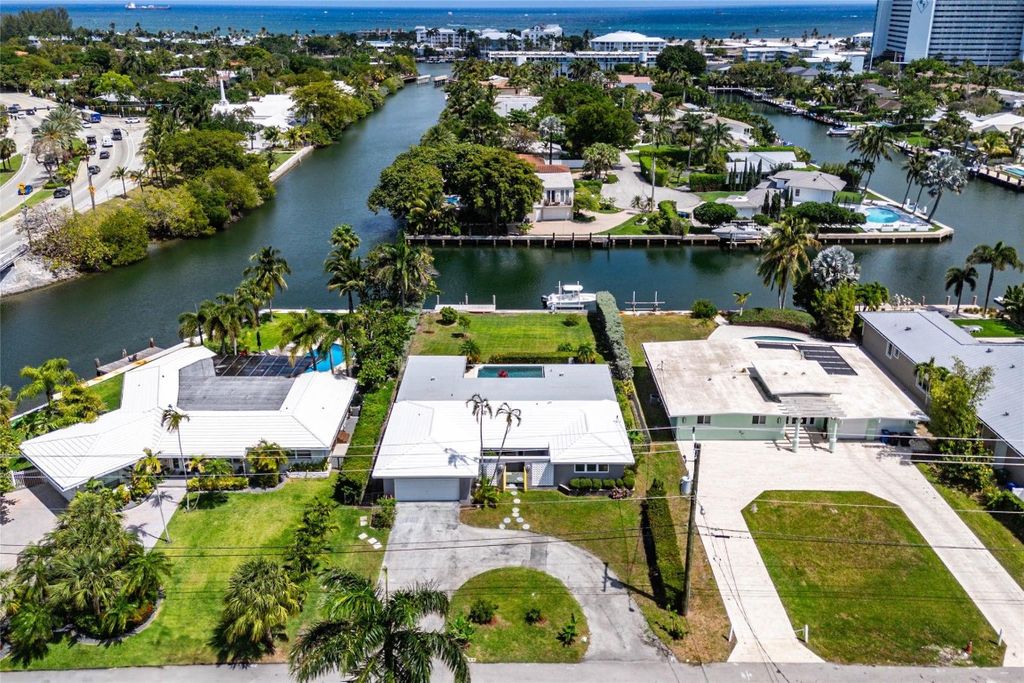 Photo of 1720 Marietta Drive, Fort Lauderdale, FL 33316 (MLS # F10497382)