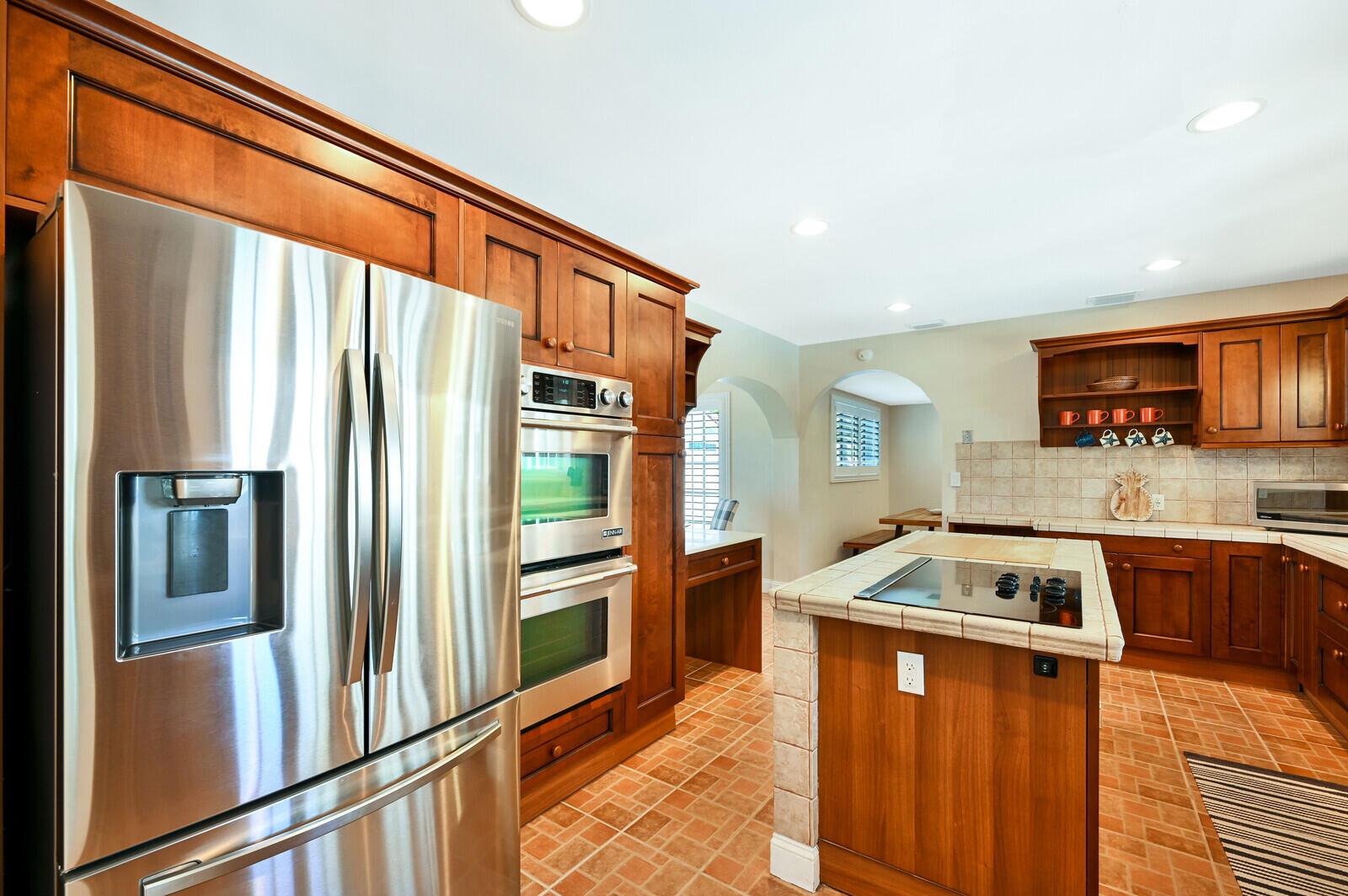 COVE 5TH SEC - Residential Lease