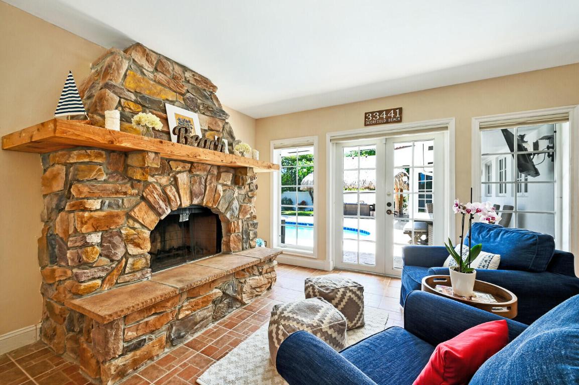 COVE 5TH SEC - Residential Lease