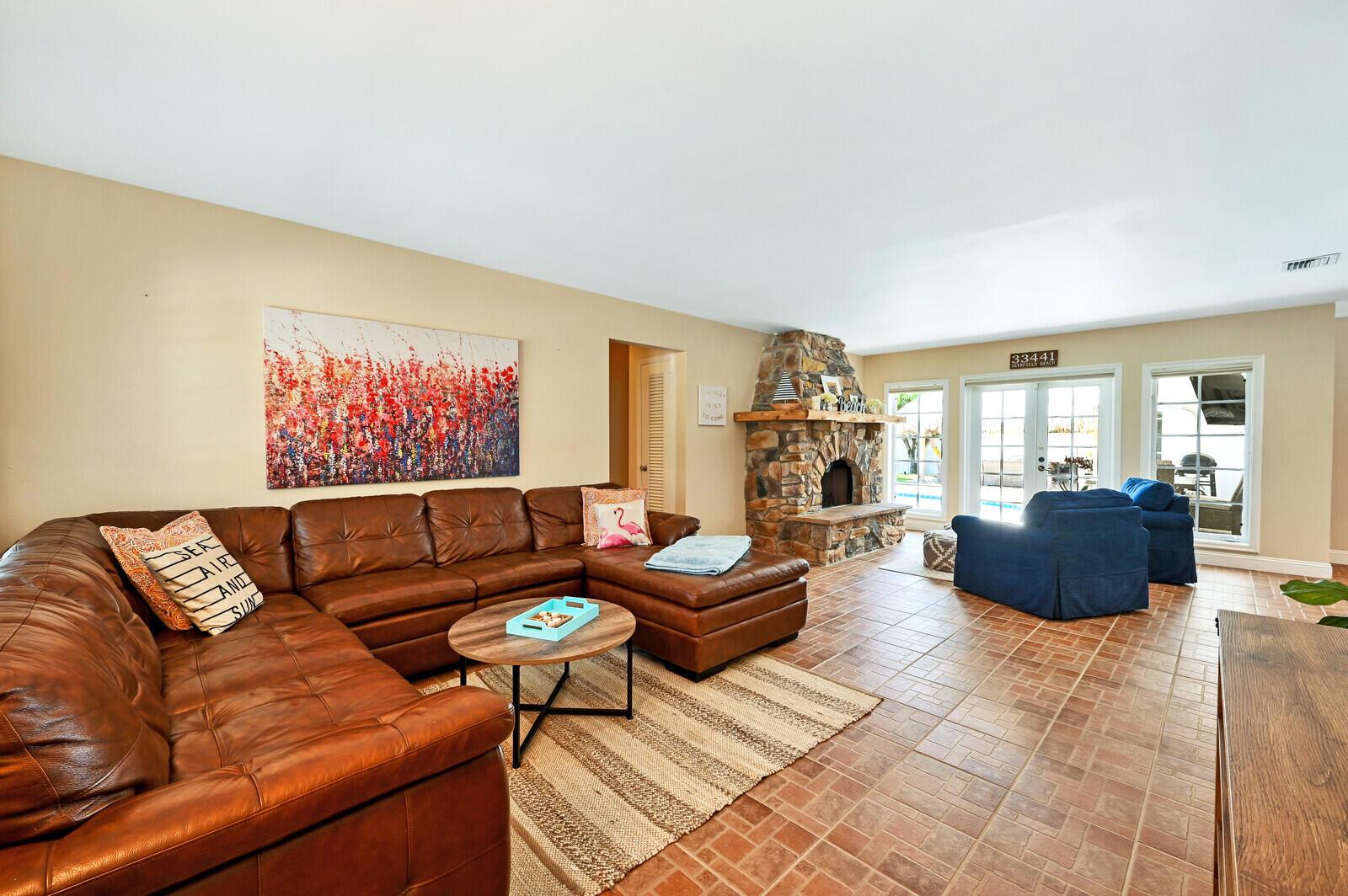 COVE 5TH SEC - Residential Lease