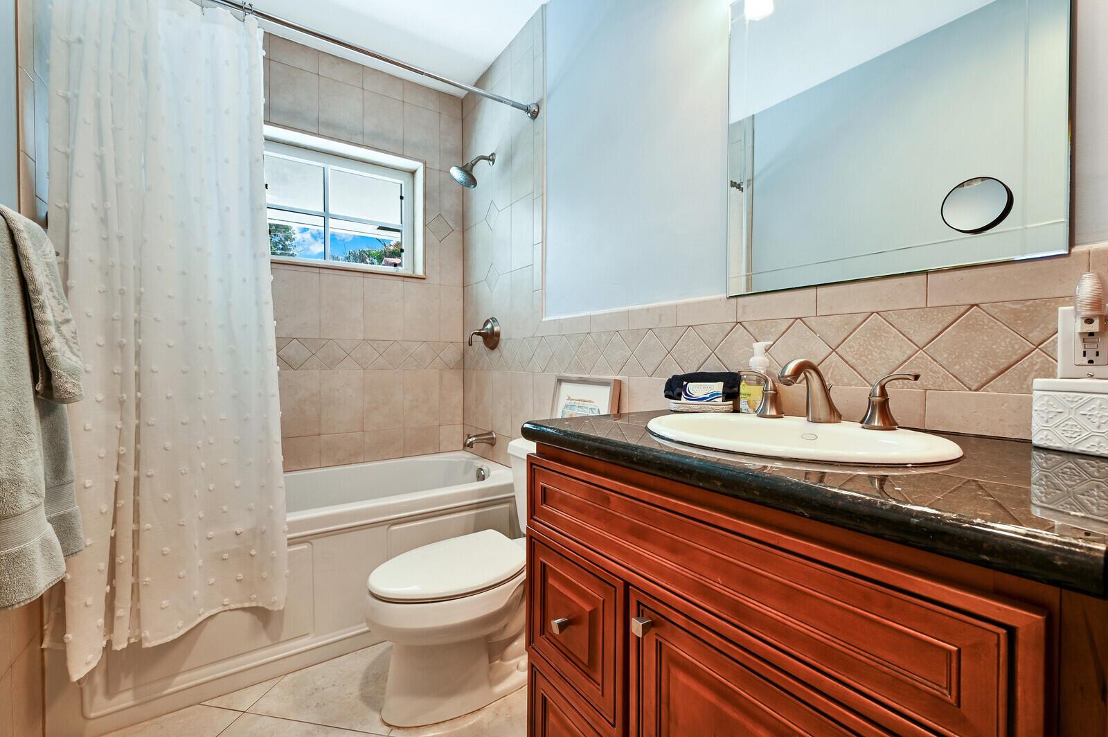 COVE 5TH SEC - Residential Lease