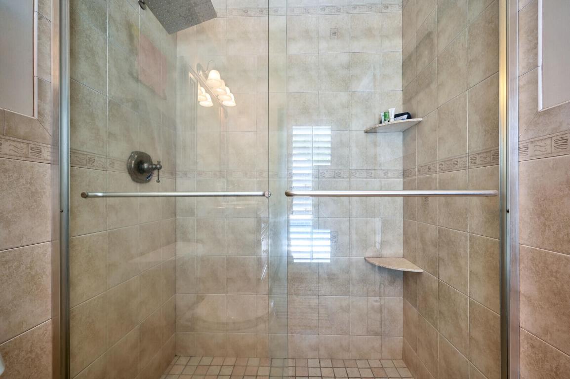 COVE 5TH SEC - Residential Lease