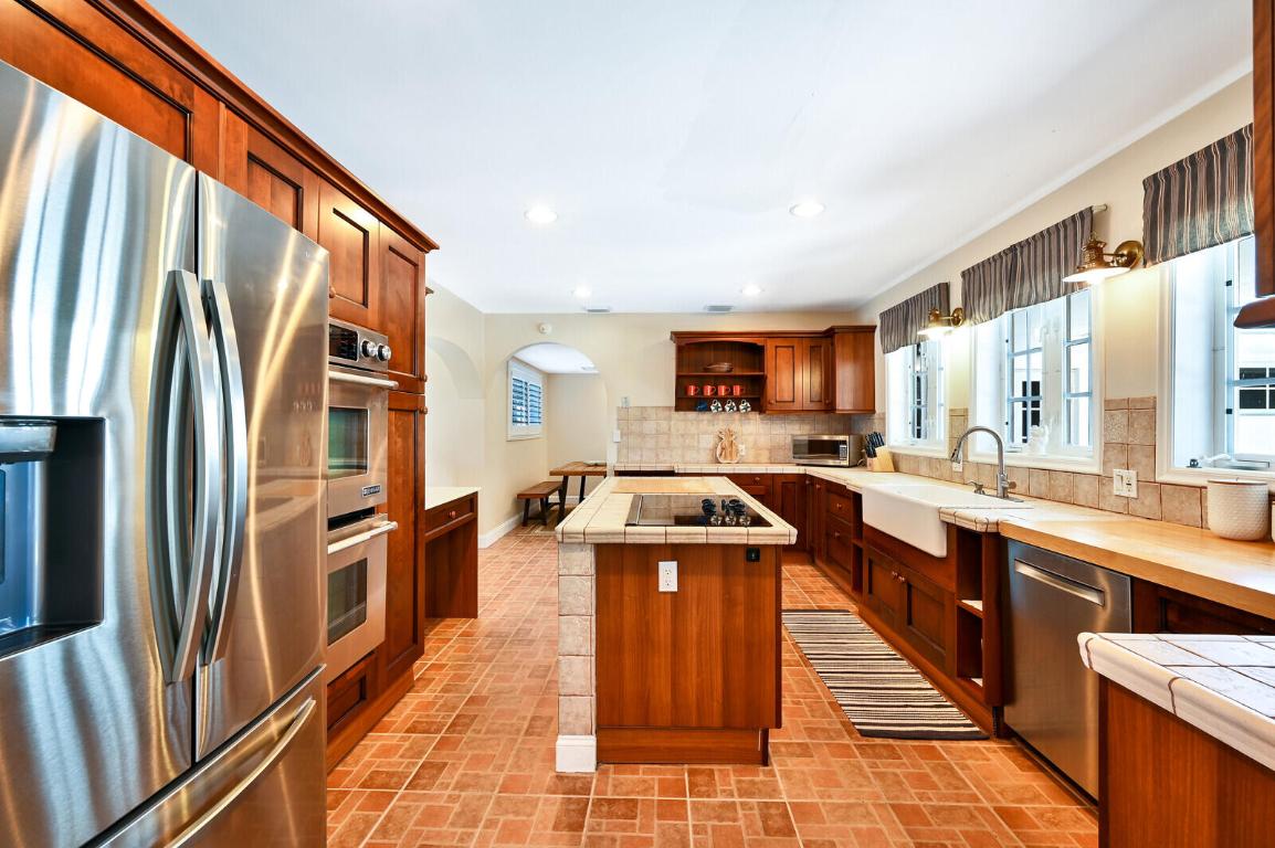 COVE 5TH SEC - Residential Lease