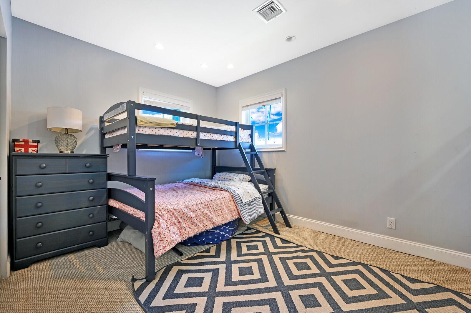 COVE 5TH SEC - Residential Lease