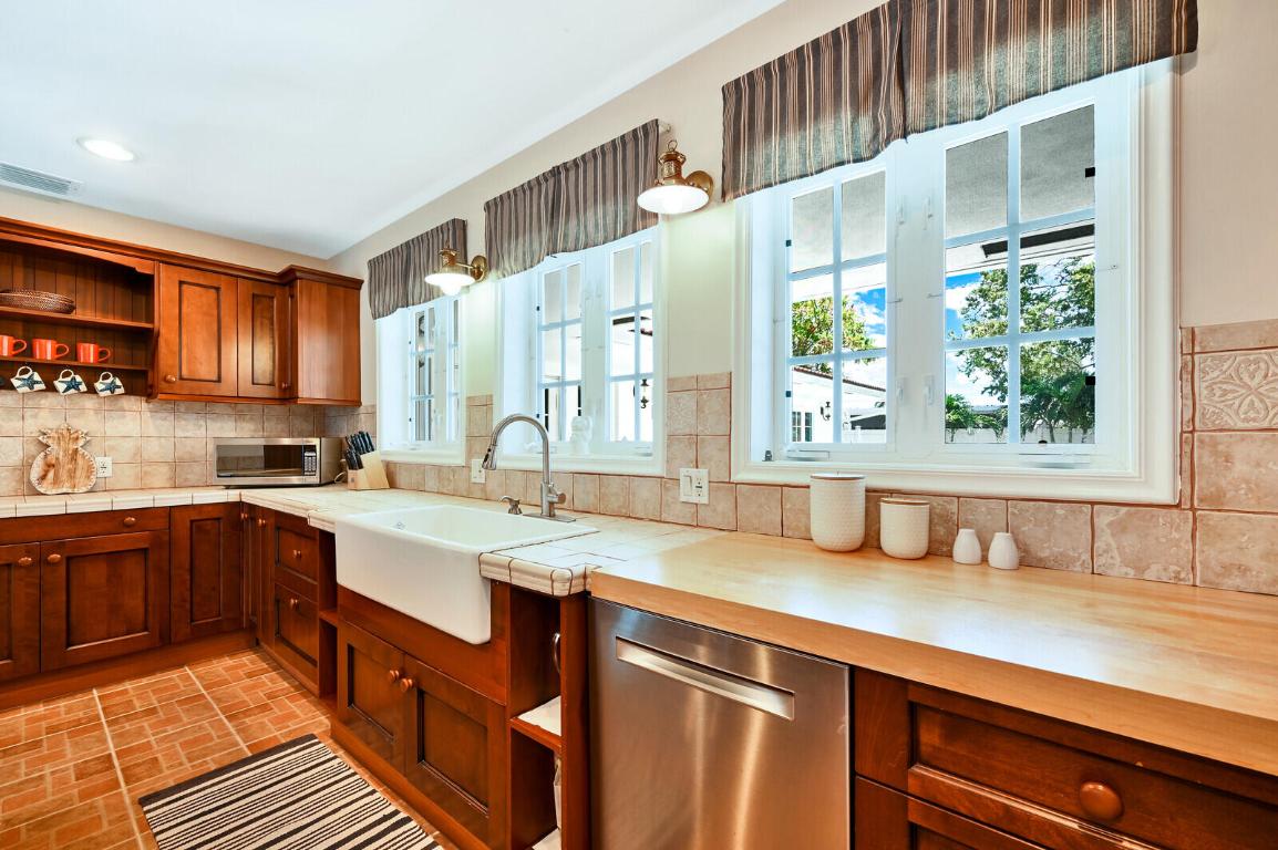 COVE 5TH SEC - Residential Lease