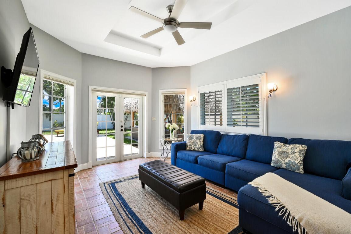 COVE 5TH SEC - Residential Lease