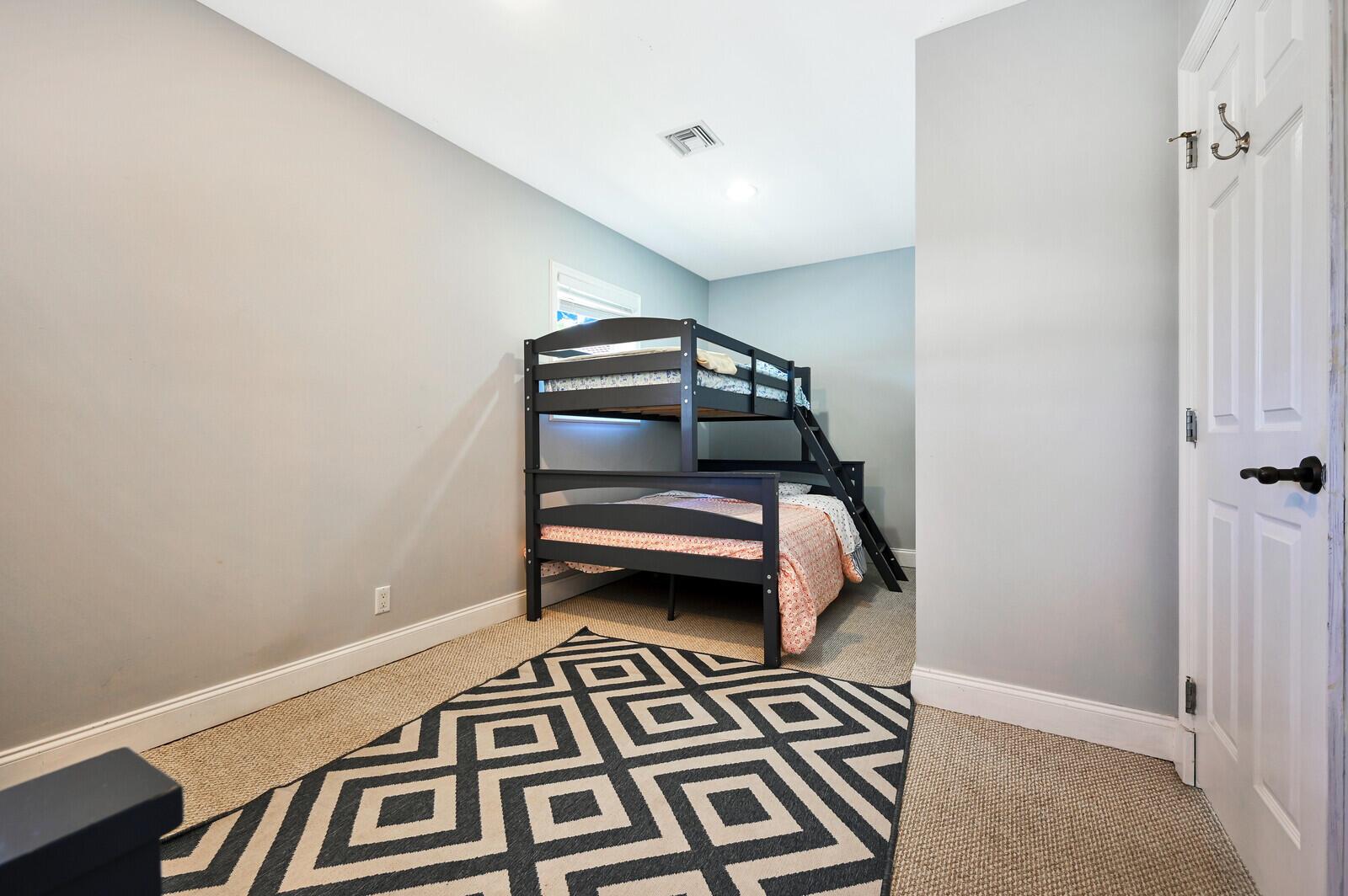 COVE 5TH SEC - Residential Lease