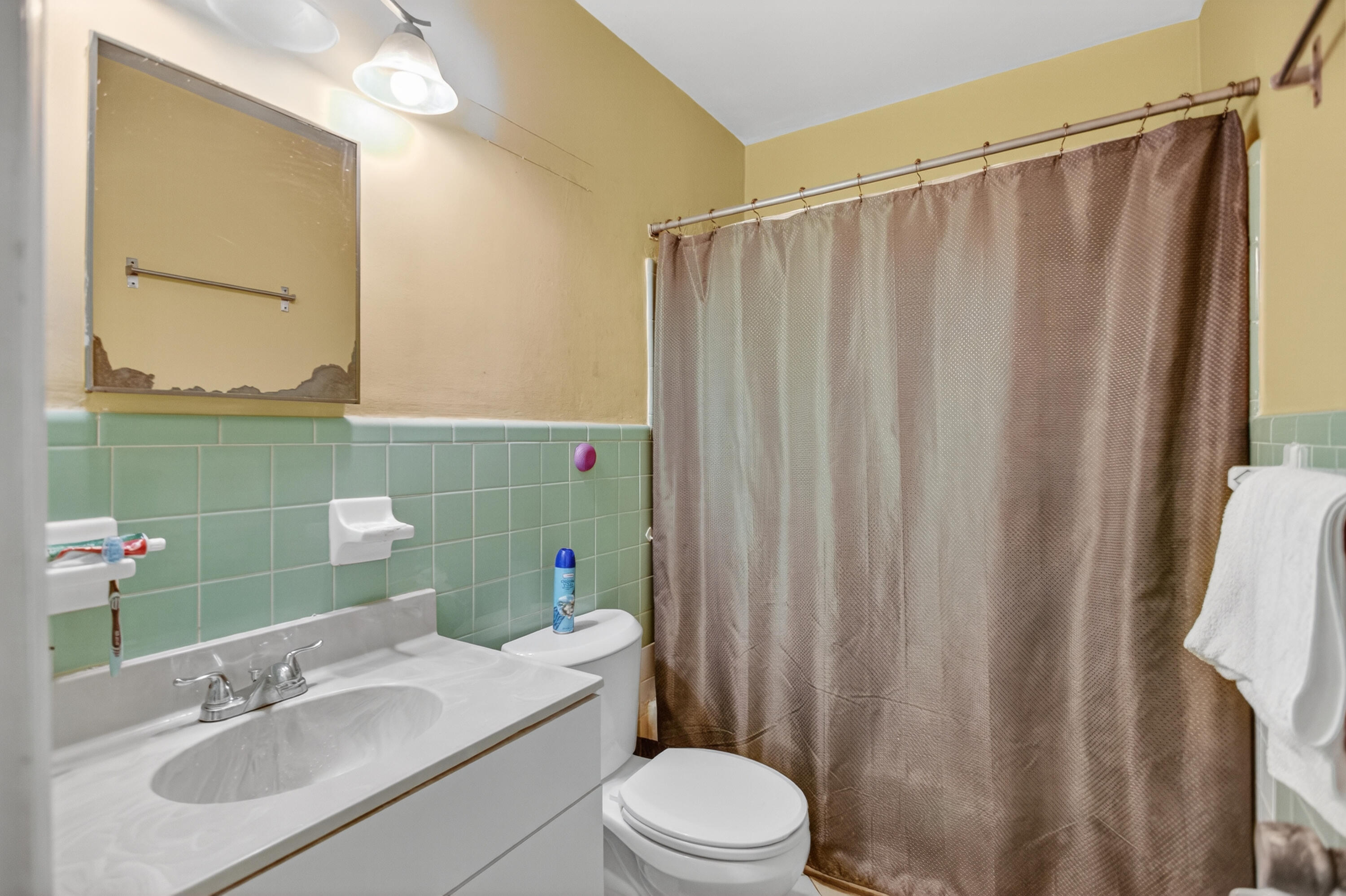 TOWN OF MODELO (DANIA) B-49 - Residential