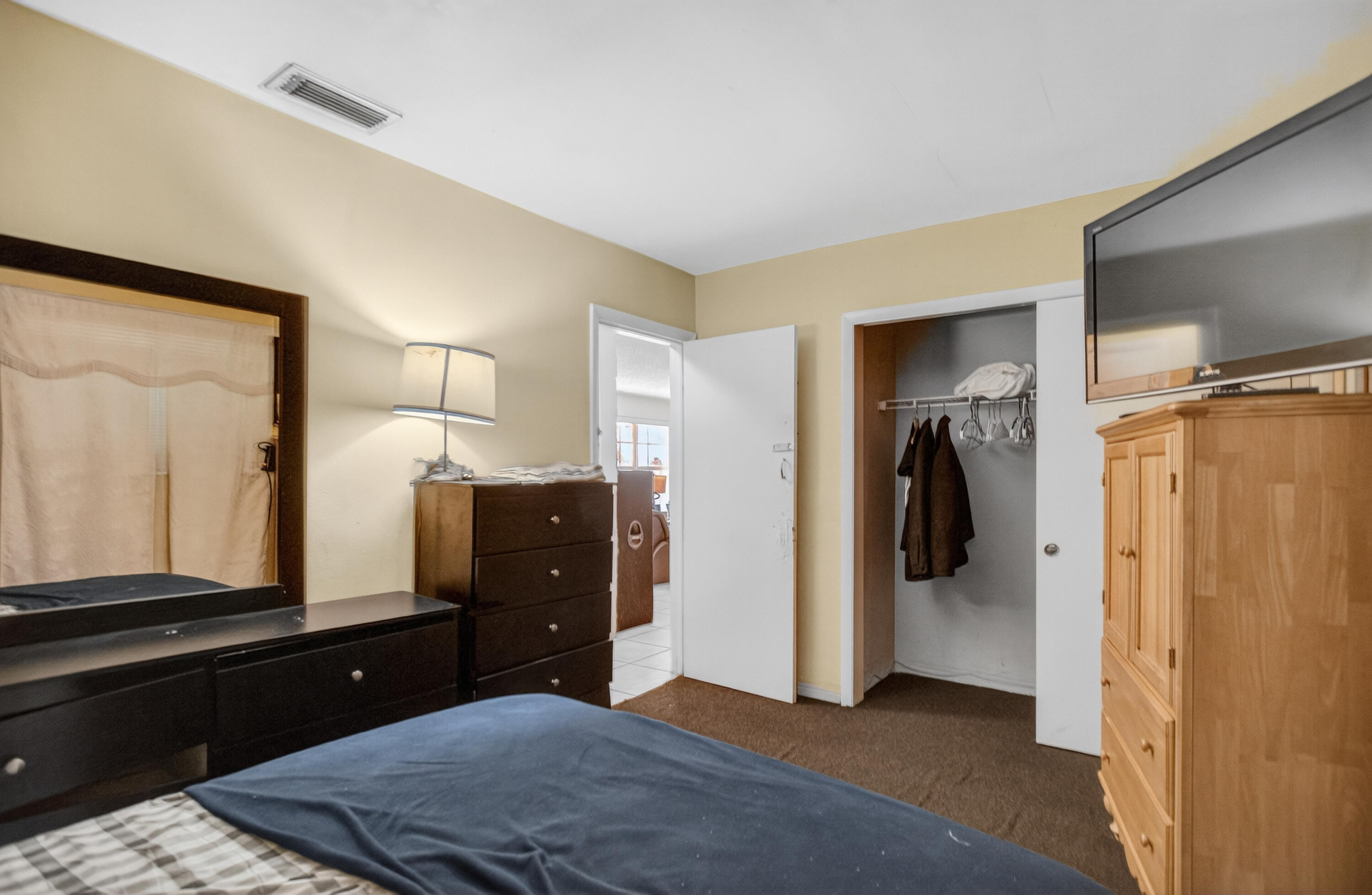 TOWN OF MODELO (DANIA) B-49 - Residential