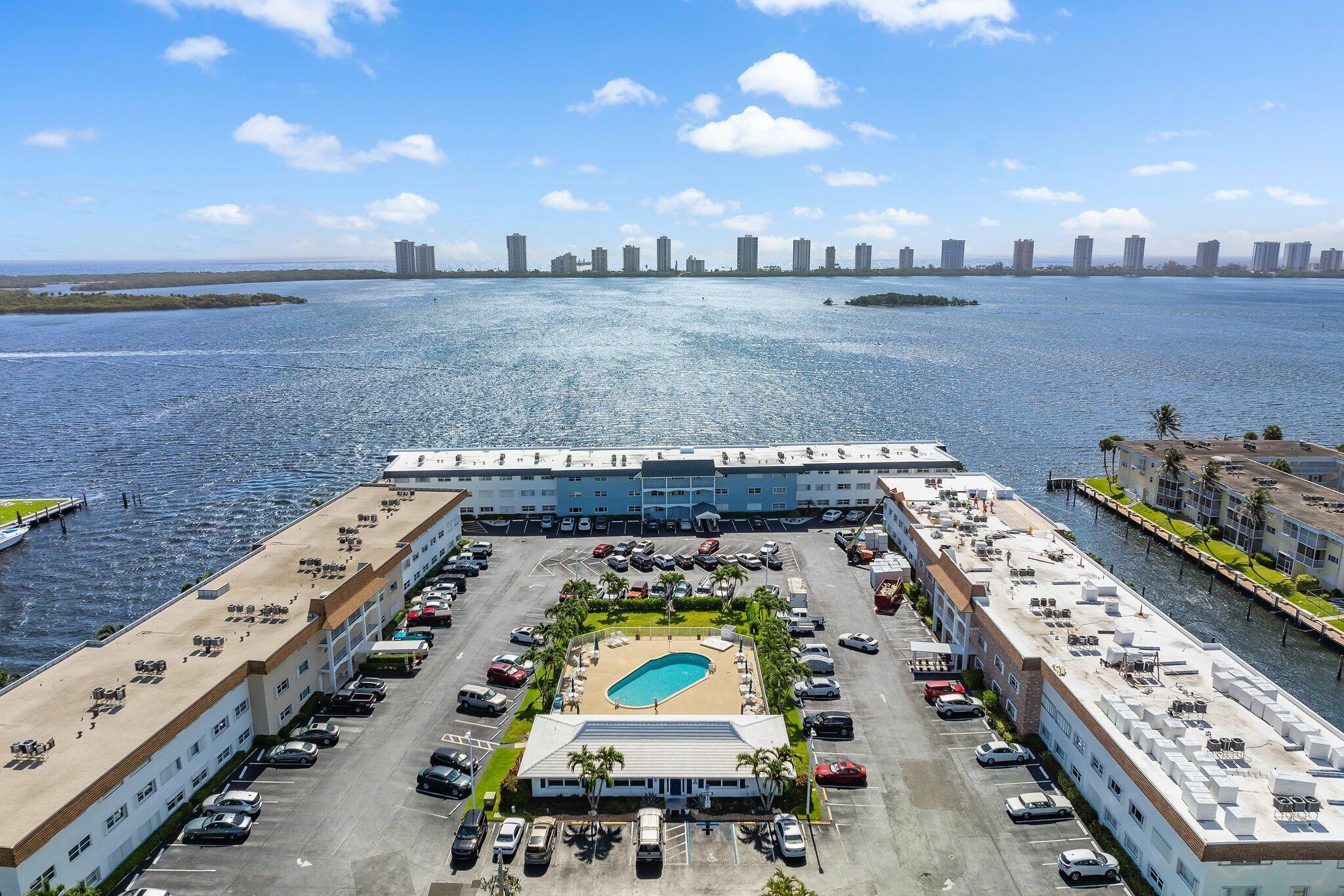 SHORE CLUB APTS A INC - Residential Lease