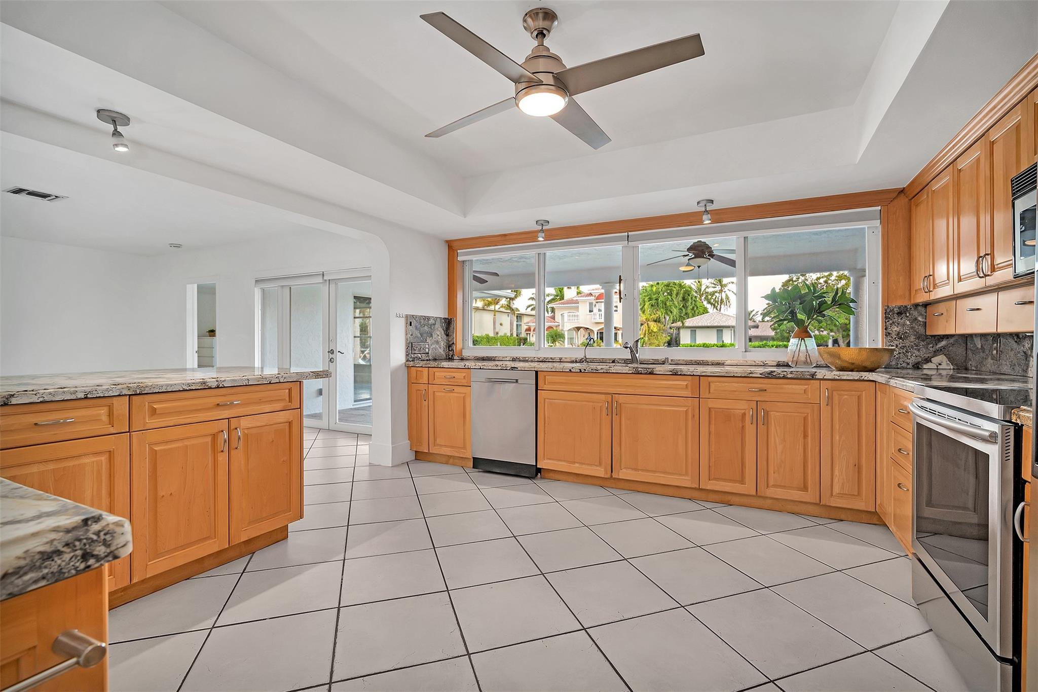 Las Olas Seven Isles - Residential