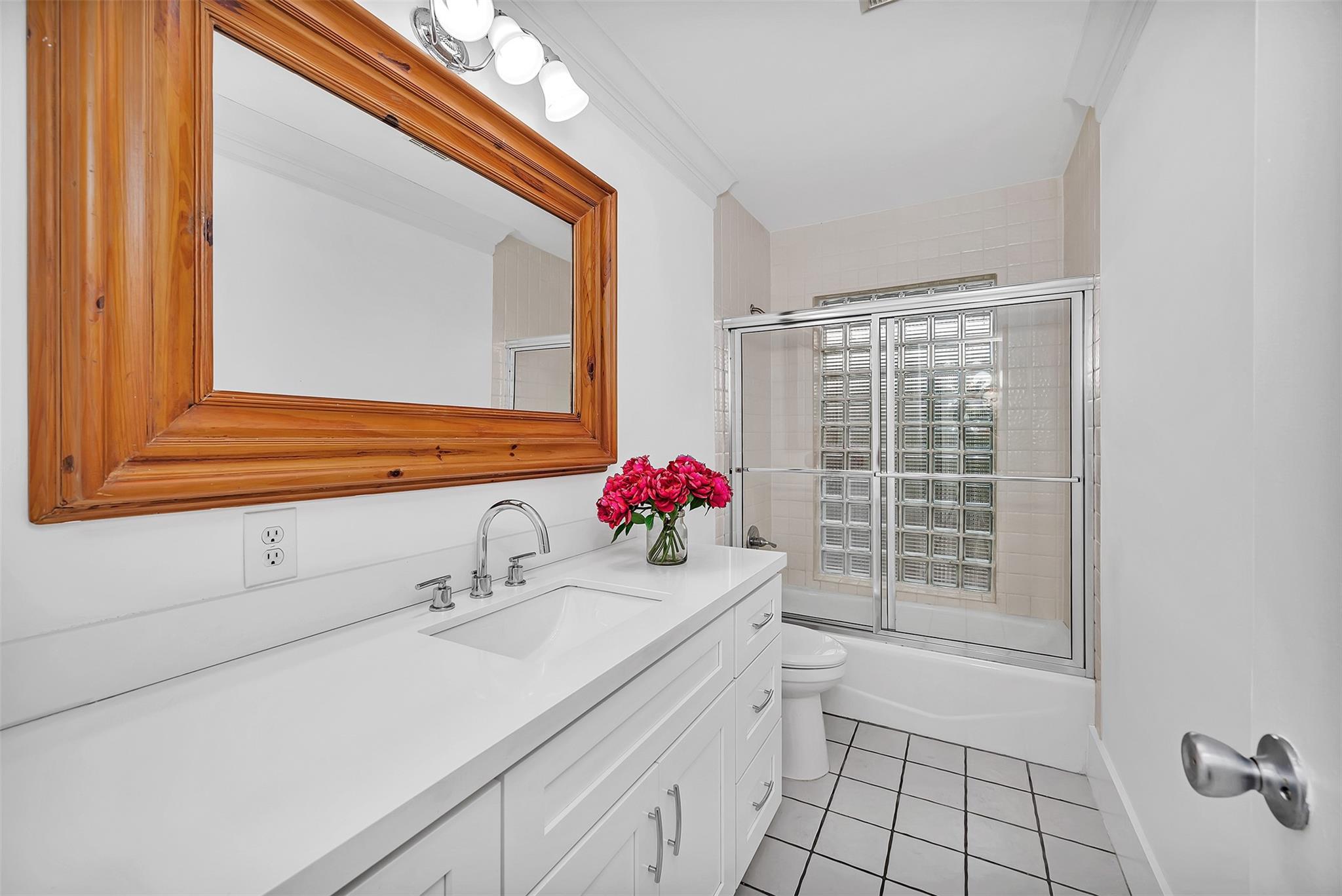 Las Olas Seven Isles - Residential