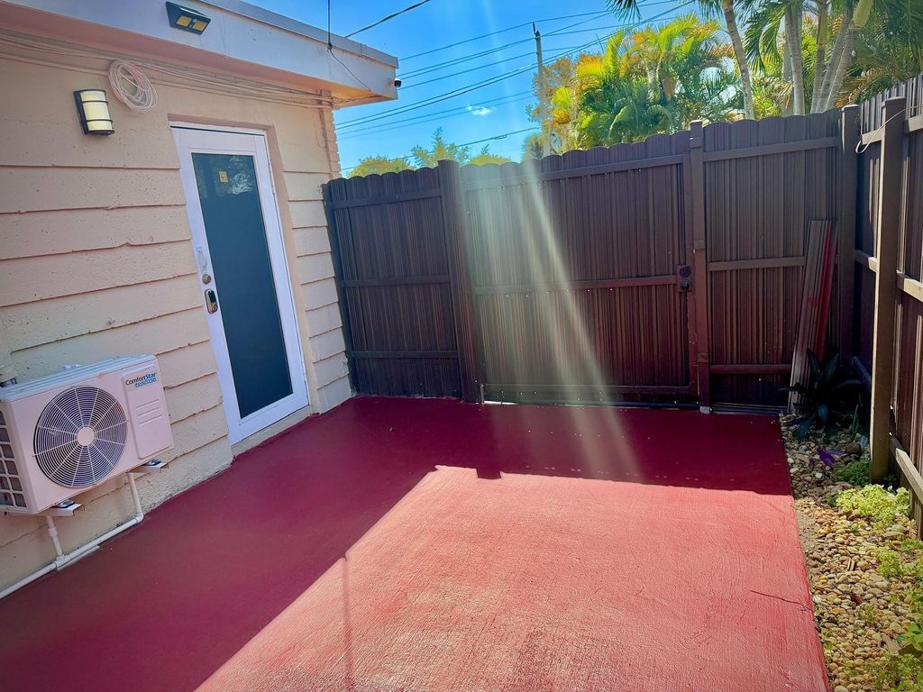 Photo of 707 NE 15th Street #A, Fort Lauderdale, FL 33304 (MLS # F10554781)