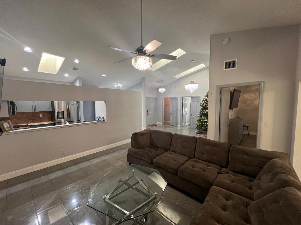 4241 Green Forest Way
