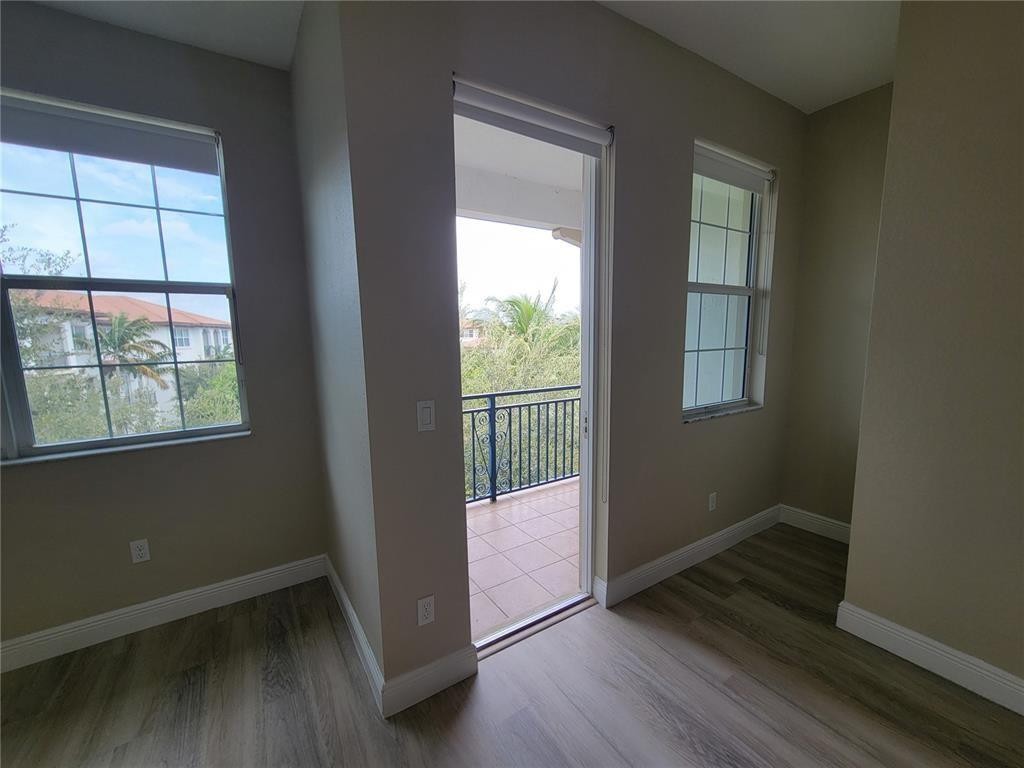 MONTCLAIR II - Residential