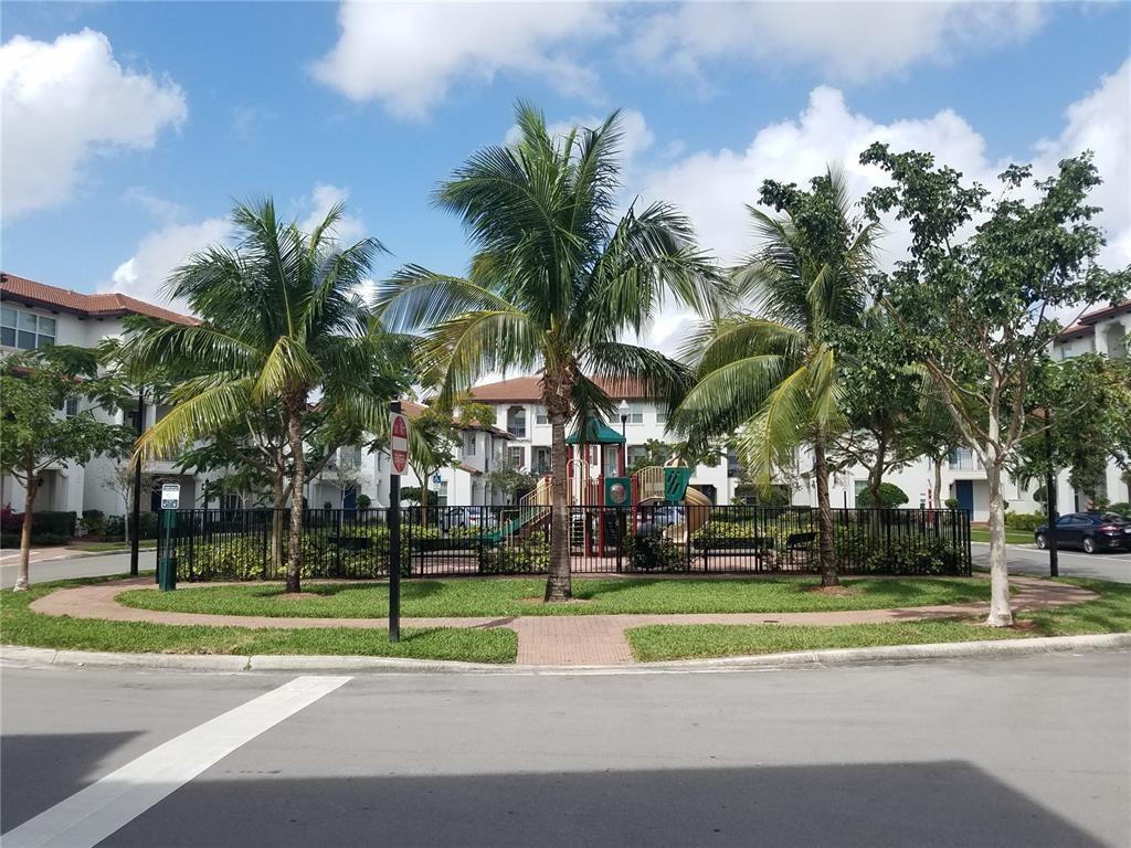 MONTCLAIR II - Residential