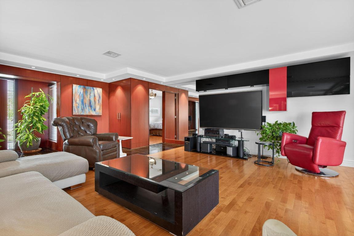 CYPRESS LAKE ESTATES - Residential