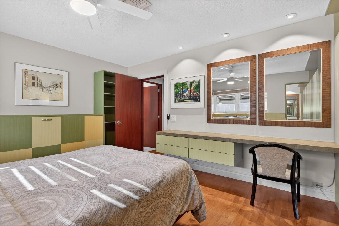 CYPRESS LAKE ESTATES - Residential