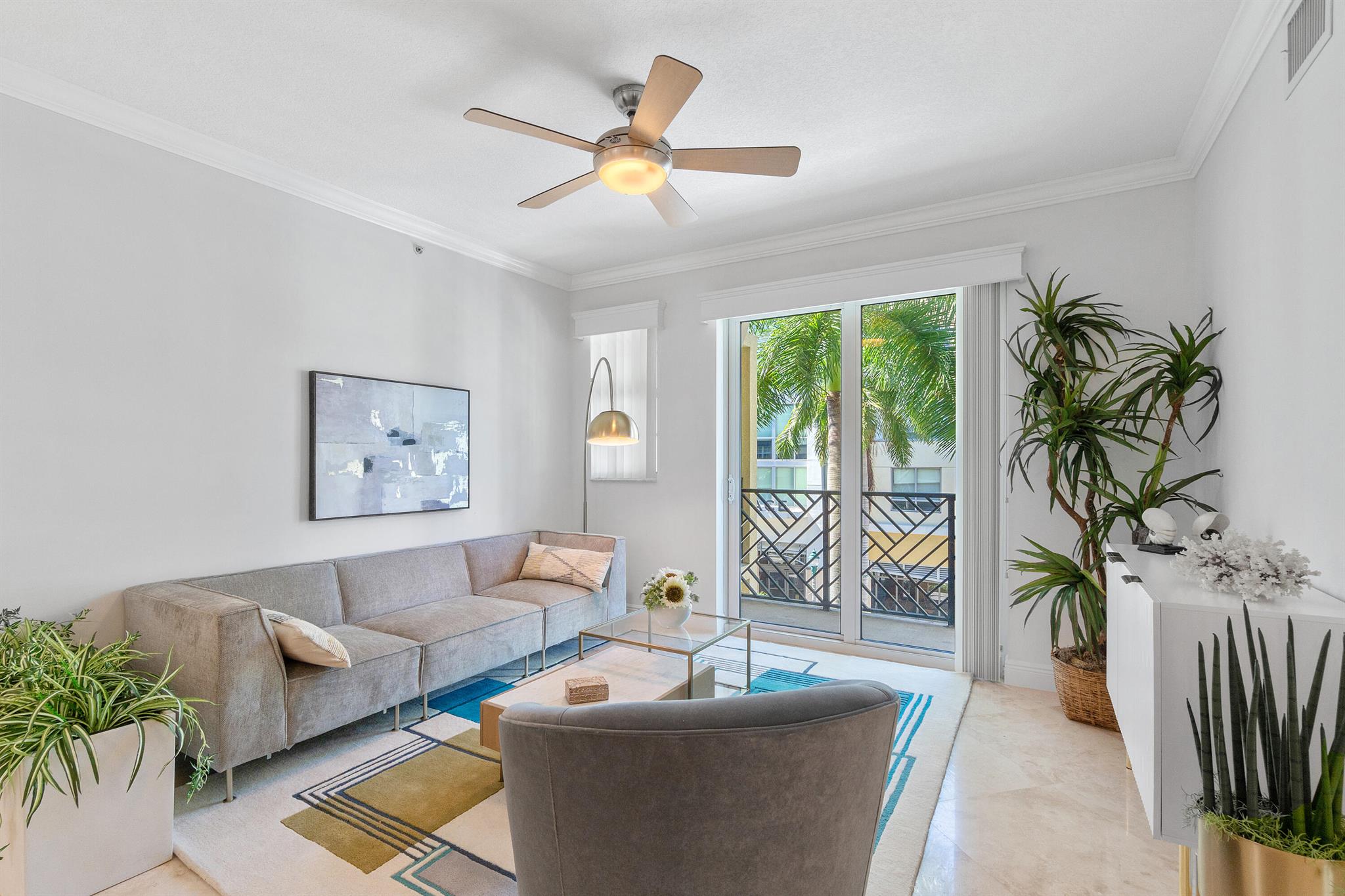 ASTOR CONDO - Residential