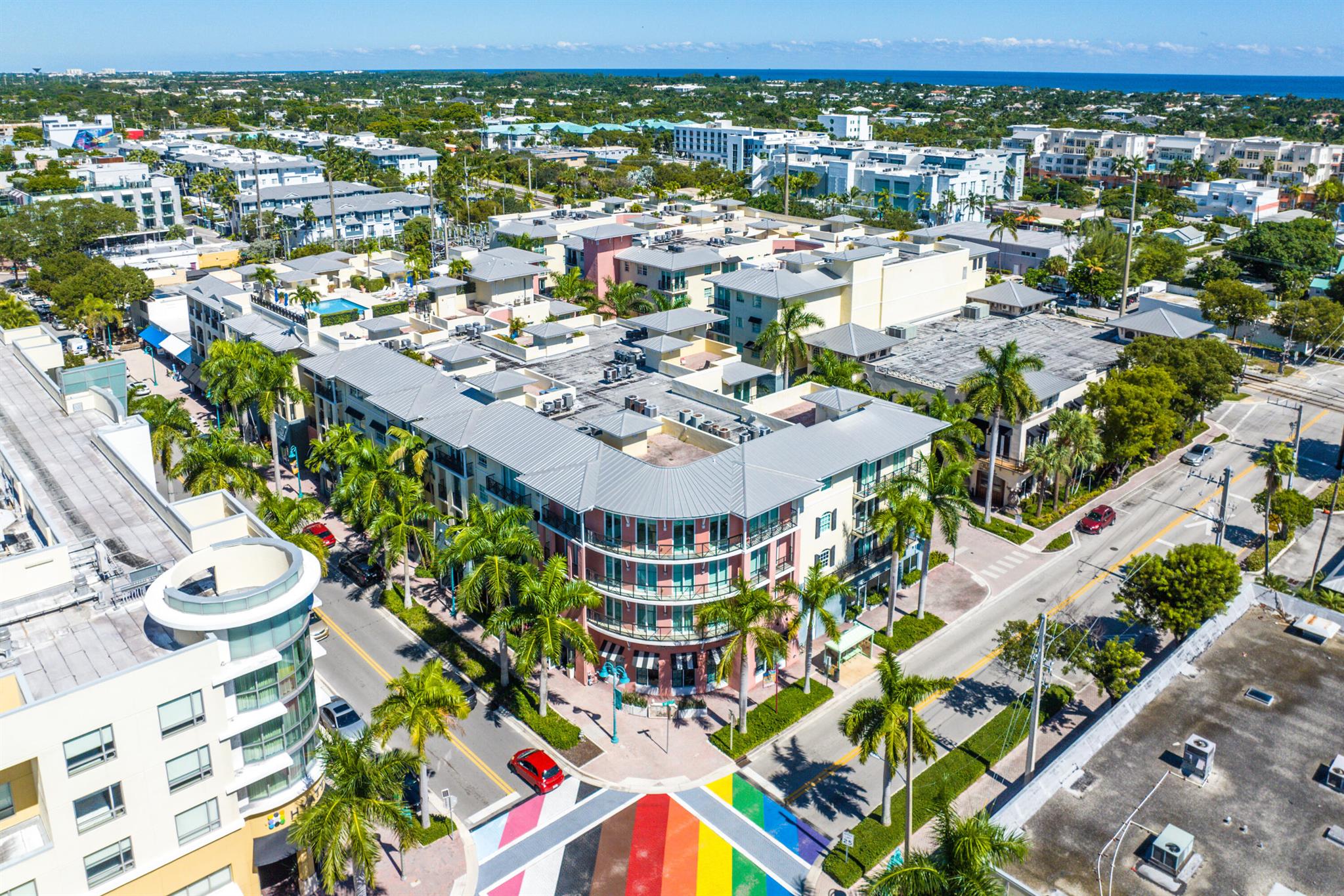 ASTOR CONDO - Residential