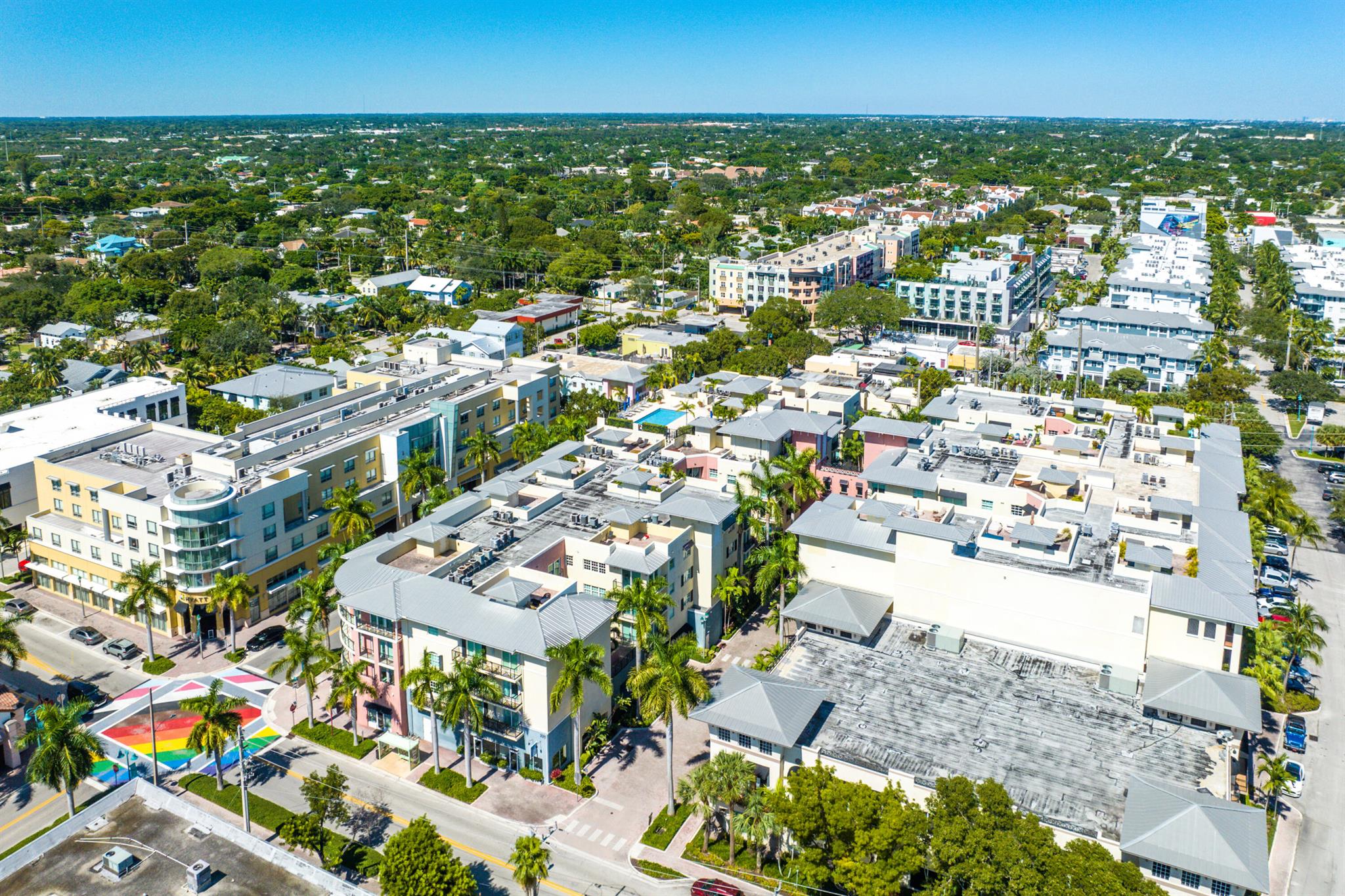 ASTOR CONDO - Residential