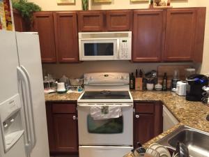 THOUSAND OAKS - Residential