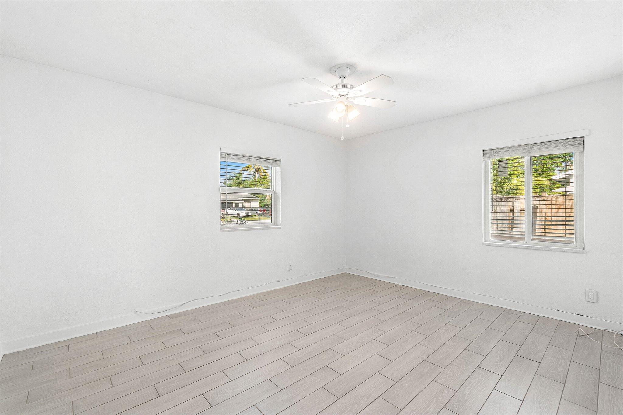 DELRAY GARDEN ESTATES 1 - Residential Lease