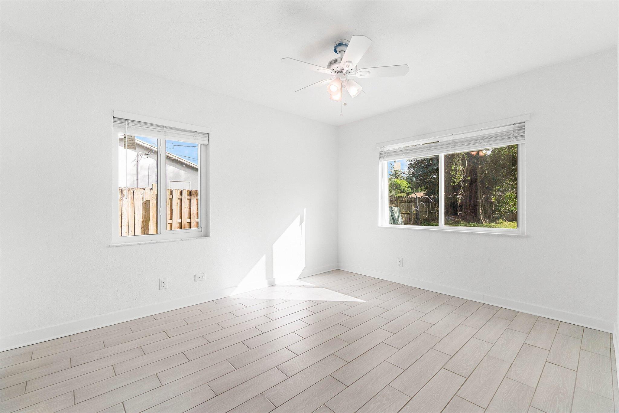 DELRAY GARDEN ESTATES 1 - Residential Lease