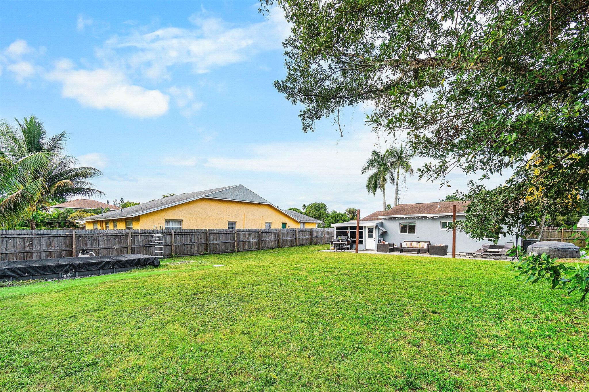 DELRAY GARDEN ESTATES 1 - Residential Lease