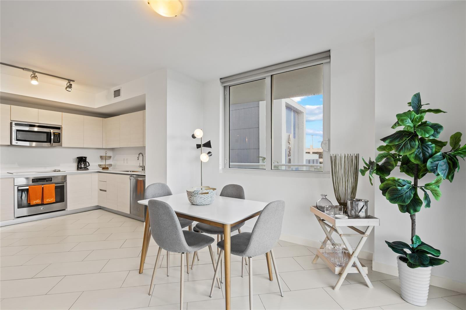 4250 BISCAYNE BOULEVARD CONDO - Residential Lease